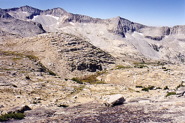 Cirque Crest